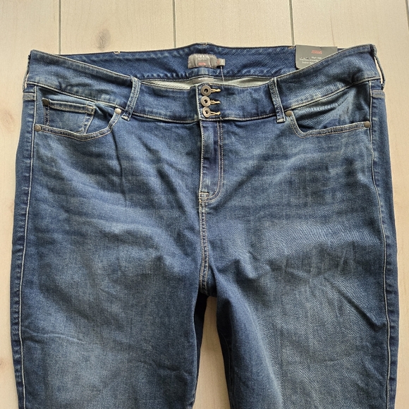 NWT Torrid High Rise Soft Jeggings - Picture 5 of 16
